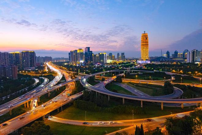 郑东新区最新楼盘房价，与自然美景的邂逅之旅