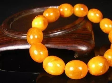 蜜蜡琥珀价格解析，市场波动与价值评估全解析