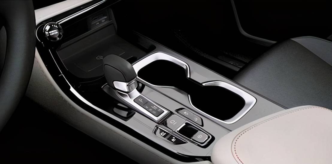 2024新澳三期必出三生肖,决策过程资料_外观版18.602