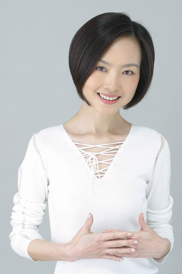 鲁豫机场最新美照，时代风尚的光影印记