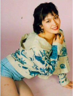 演员金莉莉，演艺之路的闪耀之星