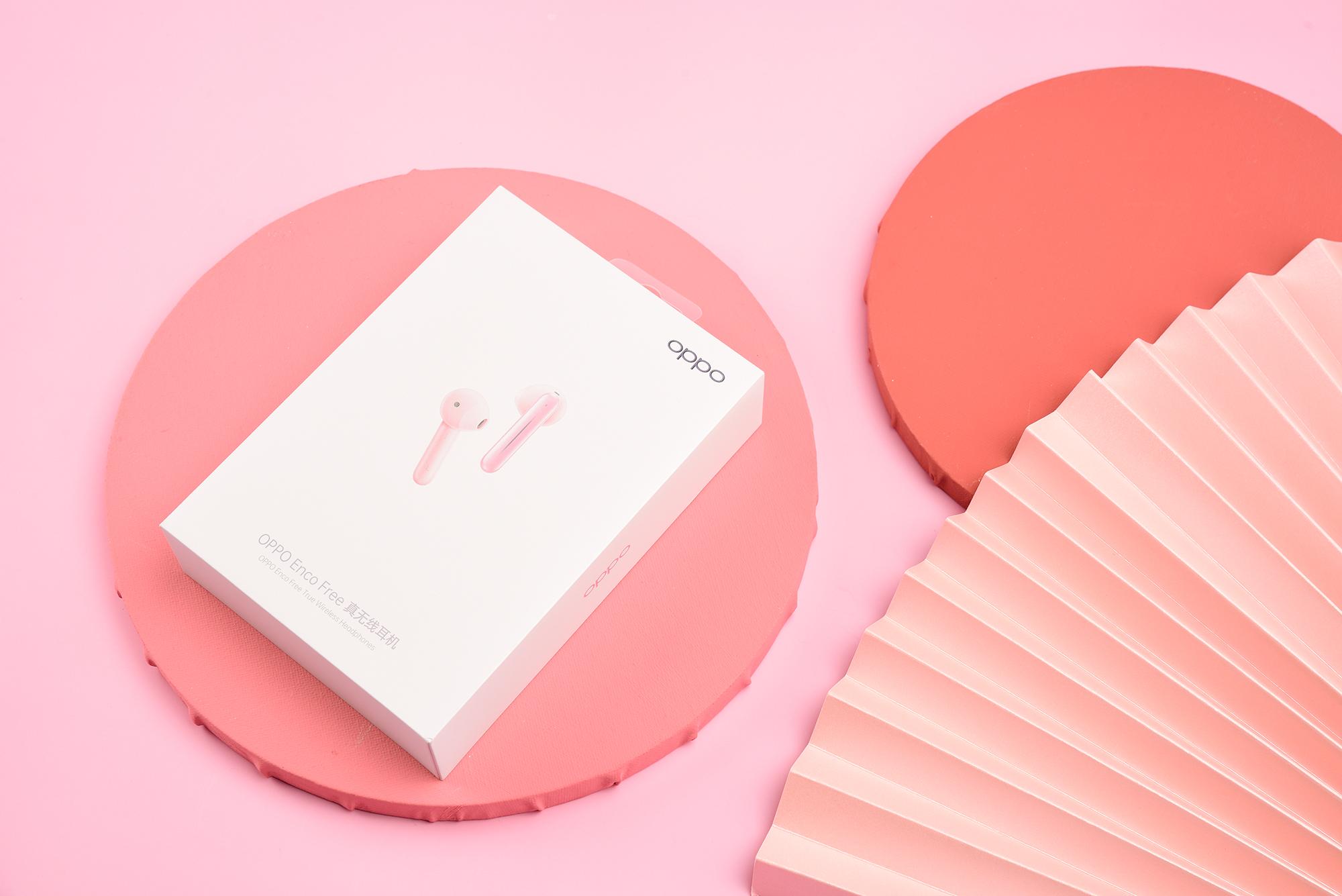 OPPO手机新品发布会盛大召开，揭晓最新科技与时尚风采！