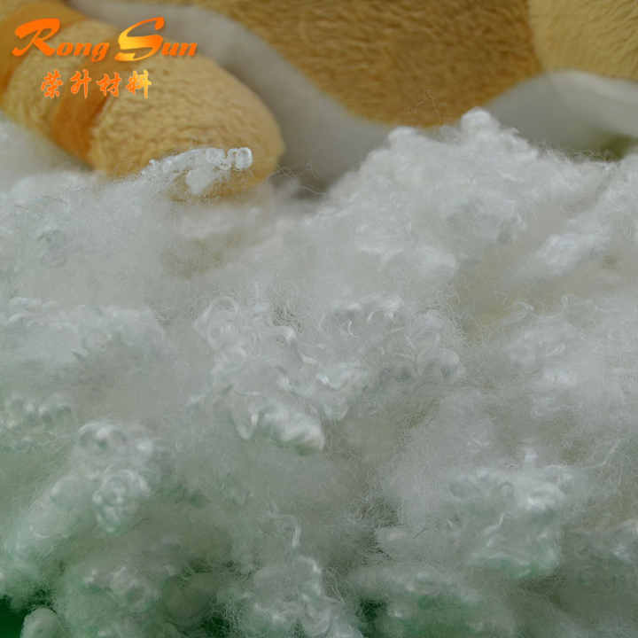 涤纶短纤维最新价格，友情与温馨的日常观察