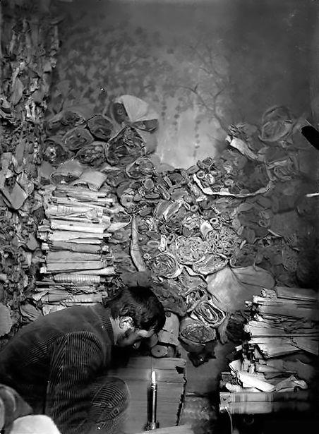 最新经典藏经,最新经典藏经，探寻古文化中的智慧瑰宝