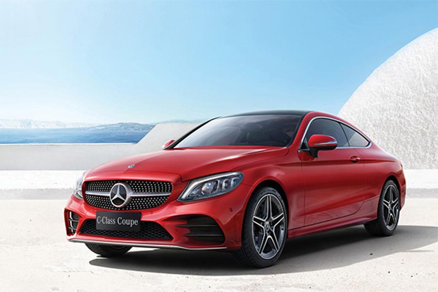 奔驰C级新款上市之旅,温馨日常的故事揭晓时刻