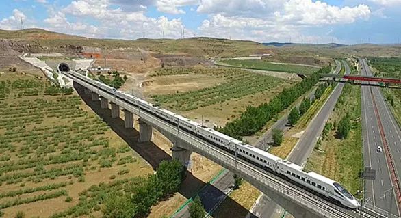 呼张高铁最新动态,呼张高铁最新动态，进展与挑战的全方位论述