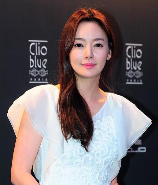 韩国与女演员同居的生活体验